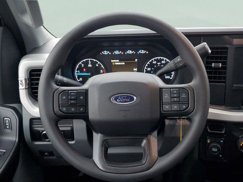 New 2026 Ford F550 4x4 SuperCab Super Duty w/ Snow Plow Prep Package image 18