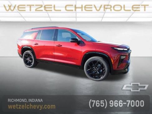 New 2026 Chevrolet Traverse RS w/ LPO, Floor Liner Package AWD/4WD image 1