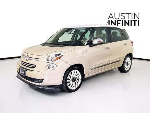 Used 2015 FIAT 500L Lounge image 3