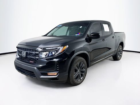 Certified 2025 Honda Ridgeline Sport image 4