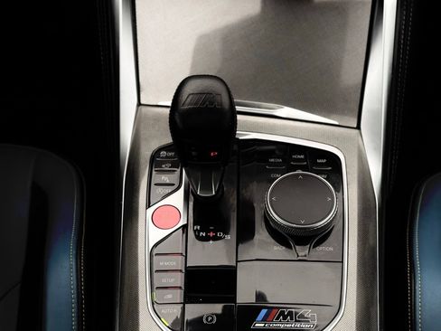 Used 2022 BMW M4 Competition w/ M Carbon Exterior Package image 39