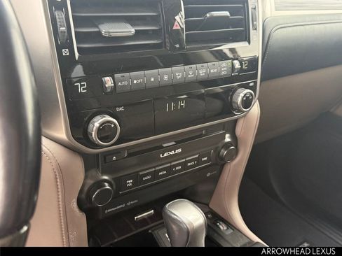 Used 2022 Lexus GX 460 Premium w/ Premium Package image 24