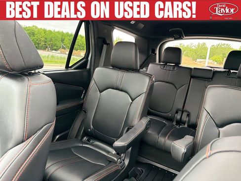 Used 2025 Honda Pilot TrailSport image 18