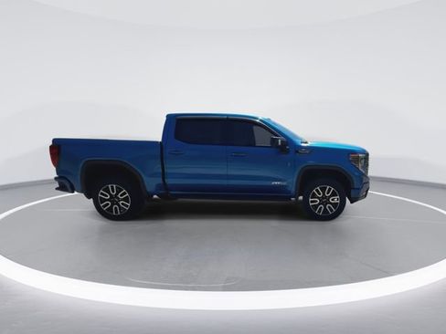 Used 2024 GMC Sierra 1500 AT4 w/ Technology Package AWD/4WD image 13