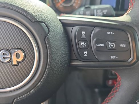 Used 2024 Jeep Wrangler Unlimited Rubicon image 19