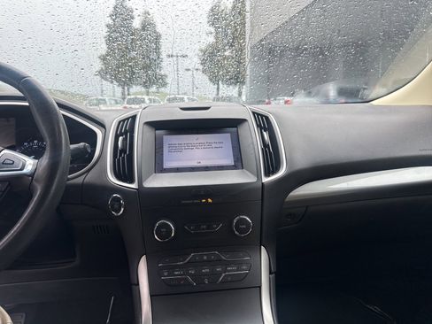 Used 2019 Ford Edge SEL w/ Equipment Group 201A image 21