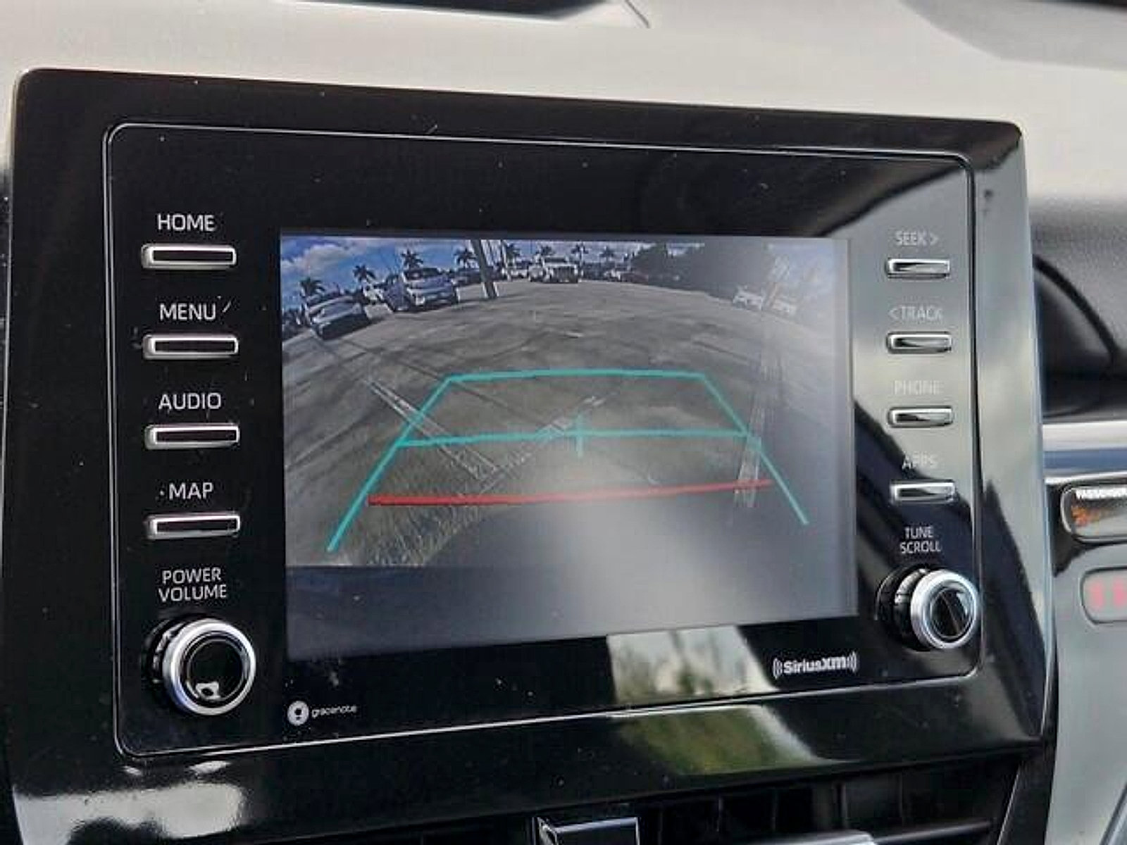 Used 2022 Toyota Camry LE FWD image 16
