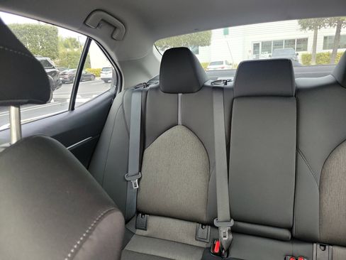 Used 2023 Toyota Camry LE image 20