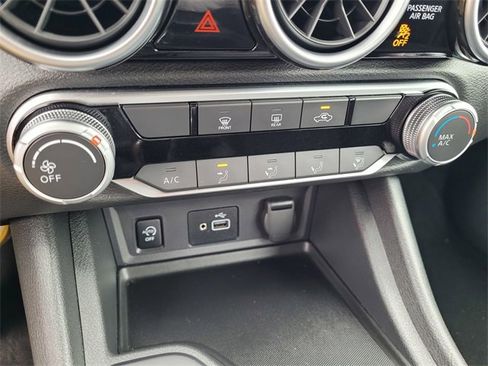 Used 2024 Nissan Sentra S image 18
