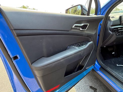 New 2026 Kia Sportage X-Line w/ X-Line Premium Package image 16