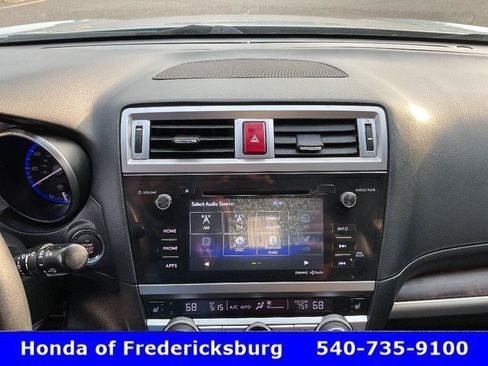 Used 2017 Subaru Outback 2.5i Limited AWD/4WD image 29