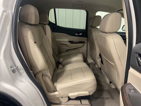 Used 2020 GMC Acadia Denali image 11