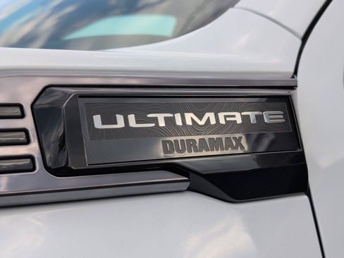 New 2026 GMC Sierra 3500 Denali Ultimate AWD/4WD image 10