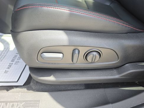 Used 2023 Chevrolet Equinox RS w/ RS Leather Package FWD image 26