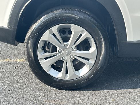 Certified 2026 Chevrolet Trax LS FWD image 20