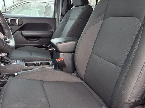 Used 2023 Jeep Wrangler Unlimited w/ Cold Weather Group image 3