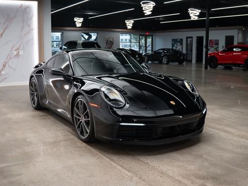 Used 2020 Porsche 911 Carrera 4S image 2