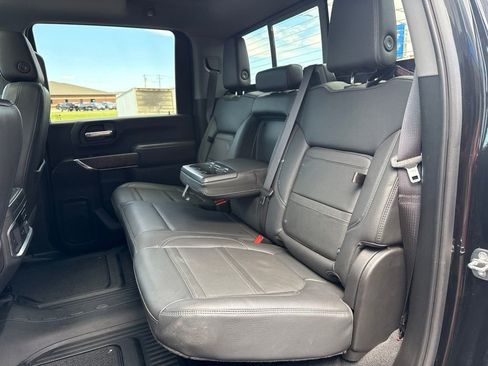 Used 2023 GMC Sierra 3500 Denali w/ Denali Black Diamond Edition AWD/4WD image 22