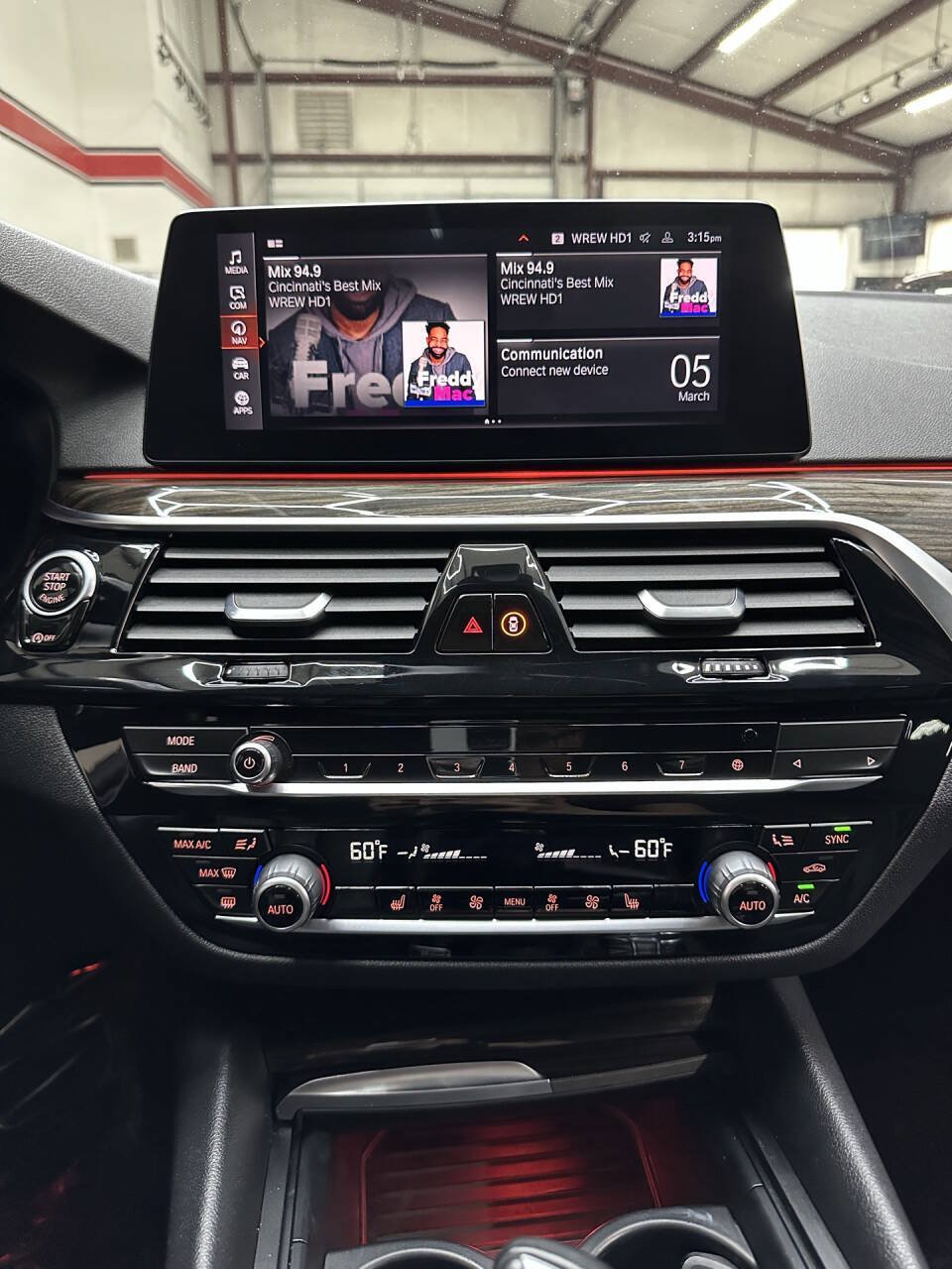 Used 2020 BMW 530i w/ Convenience Package RWD image 28