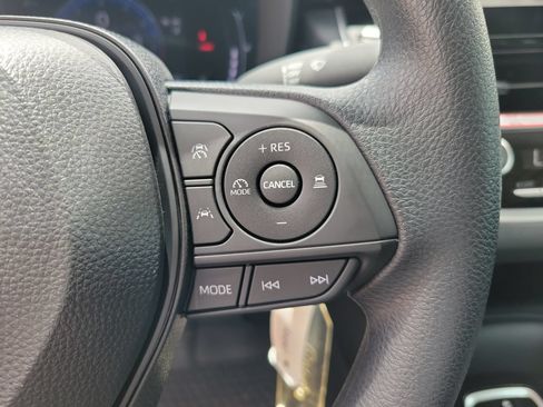 Used 2026 Toyota Corolla LE FWD image 20