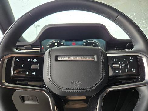 Used 2025 Land Rover Range Rover Sport SE AWD/4WD image 29