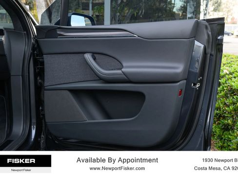 Used 2024 Tesla Model X image 28