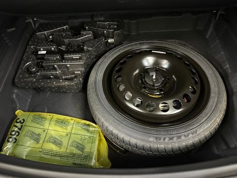 Certified 2023 Chevrolet TrailBlazer RS w/ Convenience Package image 22