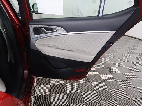 Used 2023 Genesis G70 3.3T w/ Sport Prestige Package image 28