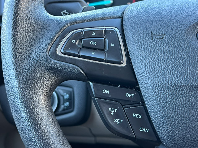 Used 2017 Ford Escape SE AWD/4WD image 19