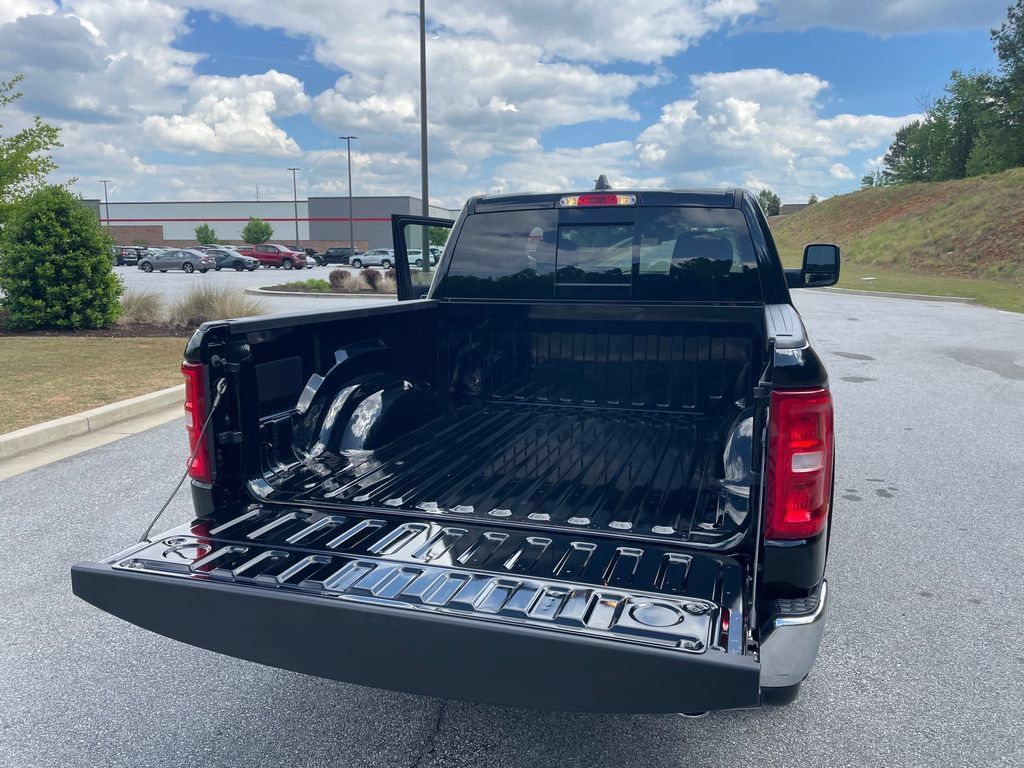 New 2026 RAM 1500 Big Horn AWD/4WD image 22