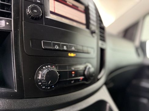 Used 2018 Mercedes-Benz Metris w/ Blind Spot Assist Package image 36