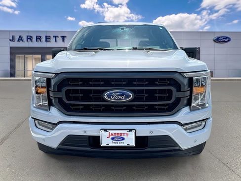Used 2021 Ford F150 XLT w/ Equipment Group 302A High RWD image 2