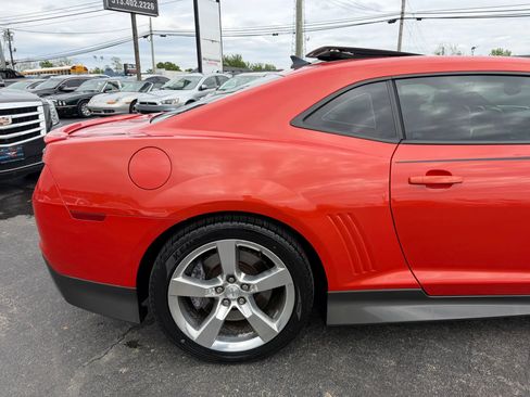 Used 2010 Chevrolet Camaro SS w/ LPO, Ground Effects Package RWD image 45