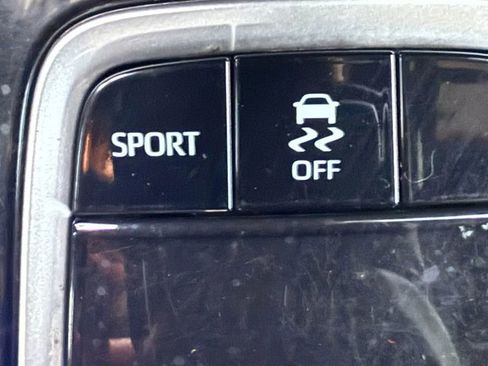 Used 2019 Toyota Corolla SE image 21