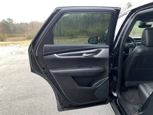 Used 2021 Cadillac XT5 Premium Luxury image 26