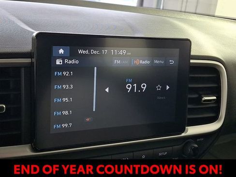 Certified 2024 Hyundai Venue SEL image 22