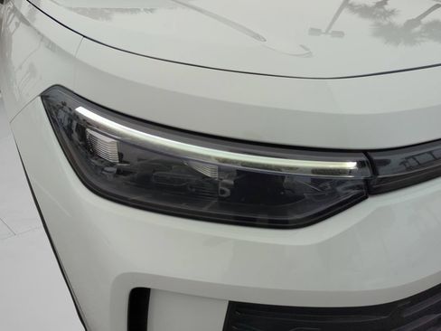 New 2026 Volkswagen Tiguan S FWD image 44