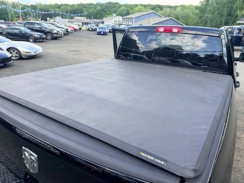 Used 2014 RAM 1500 Express AWD/4WD image 35