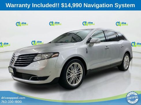 Used 2019 Lincoln MKT AWD image 1