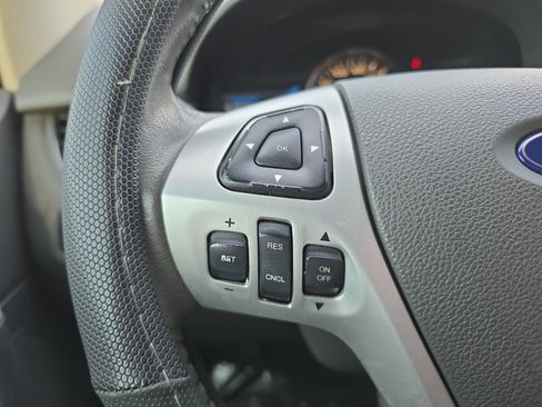 Used 2013 Ford Edge SEL image 17