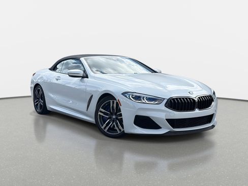 Used 2022 BMW M850i xDrive M850i xDrive Convertible image 1
