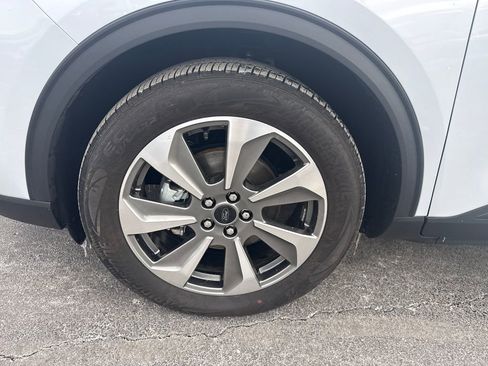 Used 2025 Ford Escape Platinum w/ Premium Technology Package image 22