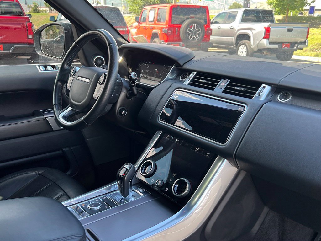Used 2018 Land Rover Range Rover Sport HSE AWD/4WD image 17