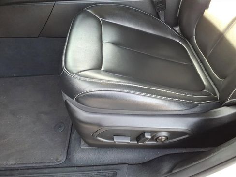 Used 2023 Jeep Grand Cherokee L Limited image 18