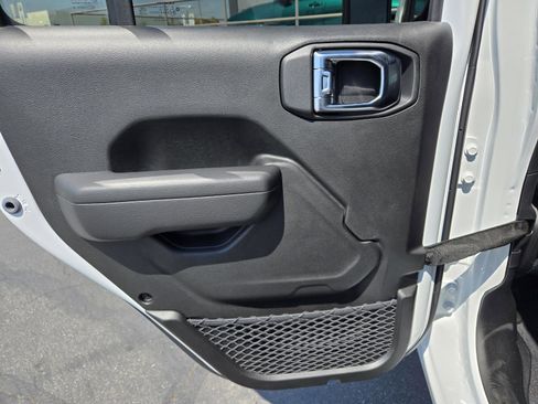 New 2025 Jeep Wrangler Unlimited Sport image 27