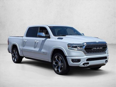 Used 2023 RAM 1500 Limited w/ Body Color Bumper Group AWD/4WD image 3