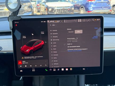 Used 2023 Tesla Model Y Long Range AWD/4WD image 17