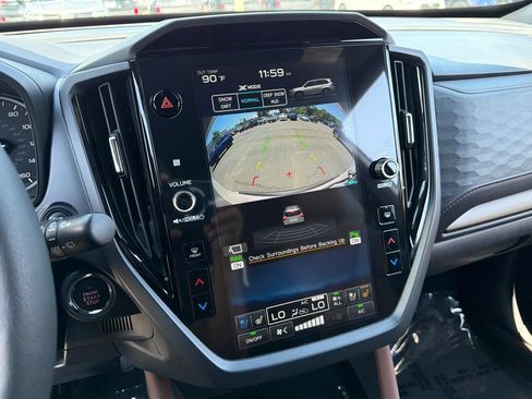 Used 2025 Subaru Forester Touring AWD/4WD image 29