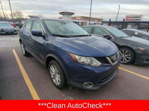 Used 2019 Nissan Rogue Sport SV w/ All-Weather Package image 2