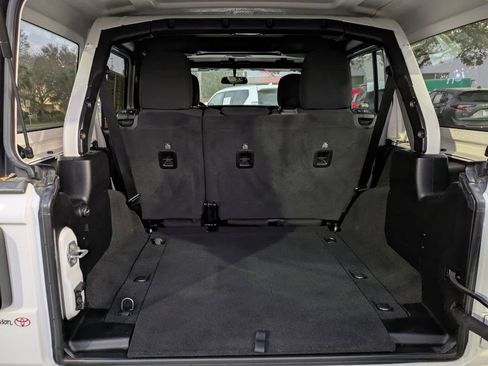 Used 2021 Jeep Wrangler Unlimited Sport AWD/4WD image 13